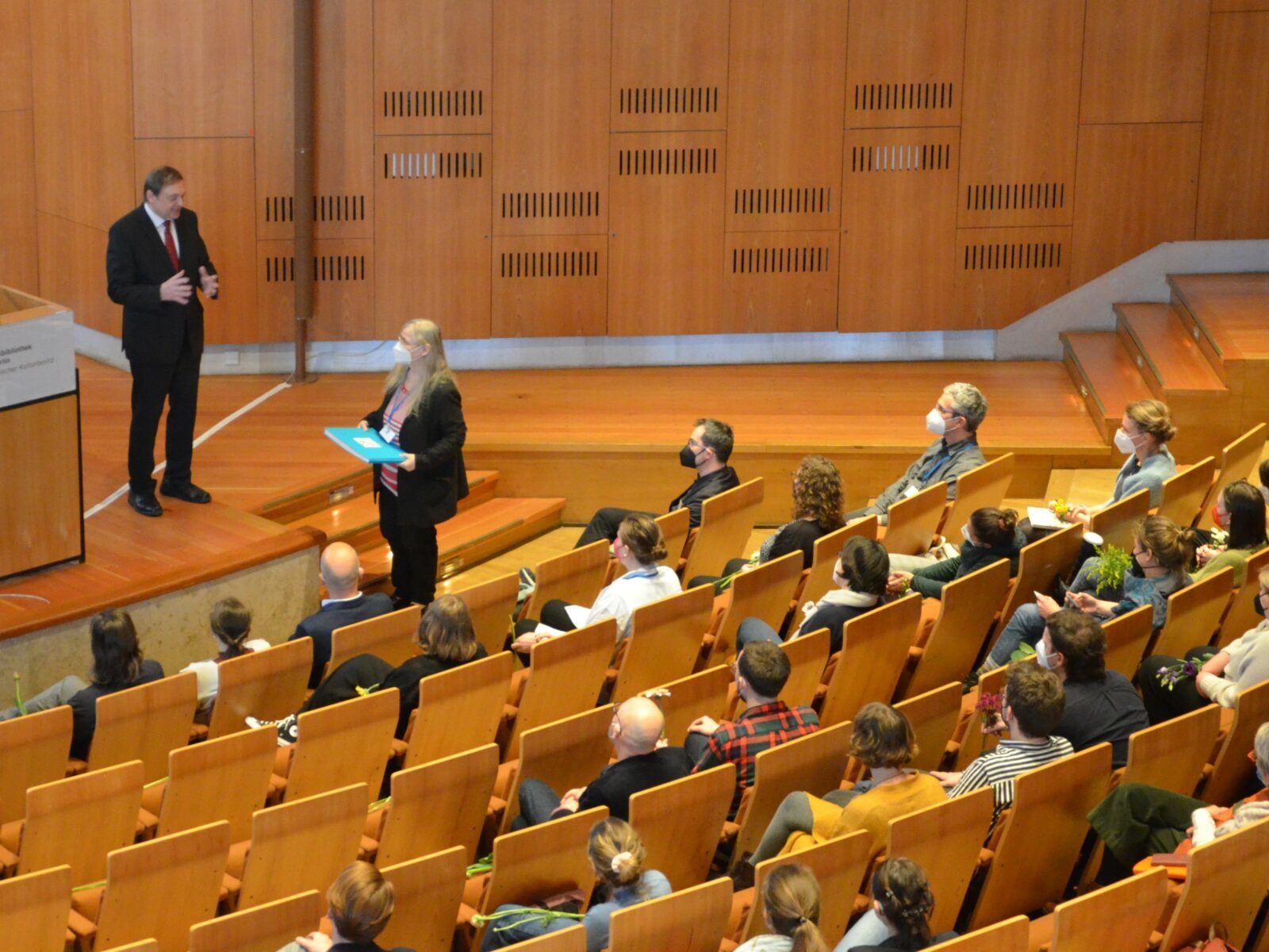 :] Prof. W. Xylander hielt als langer Weggefährte die Dankesrede für M- Hagedorn-Saupe, Foto: Stiftung Preußische Kulturbesitz / museum4punkt0 / Maite Kallweit, CC BY 4.0