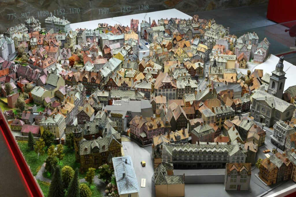 Auf dem Foto ist ei Ausschnitt des Stadtmodells von Gießen zu sehen.